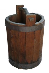 A picture of an old-fashioned milk bucket